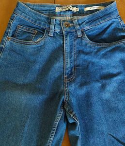 Classic Blue Denim Jeans with t-shirt