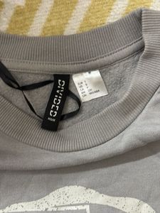 H&amp;M Graphic Print Sweatshirt
