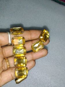 Nack Pies With Earing #Jwellery Golden Diamonds