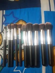 Makeup Brushes