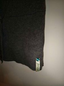 Size M/ L Stylish Women’s Sleeveless Knit Top