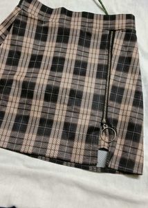Plaid Mini Skirt with Zipper