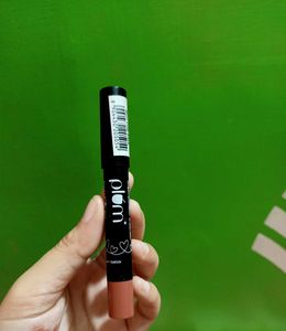 Plum Lip Crayon❤️