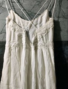 Unused Zara Cute Dress With Cross Back Style