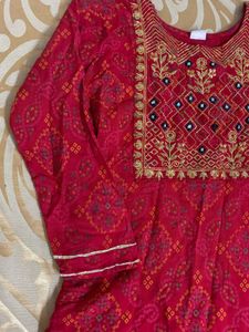 Red &amp; Gold Embroidered Kurti