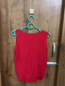 Red Sleeveless Top