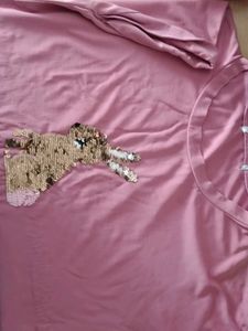 A tShirt top