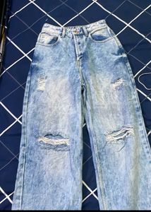 Off Duty Ripped Acid Wash Jeans