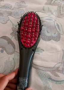 Vega Straightener Hair Brush