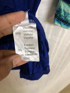 Gigliorosso Blue Half Sleeve Top