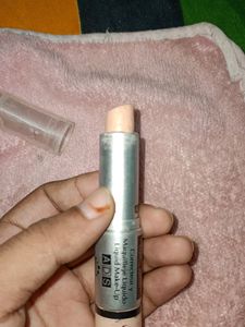 ADS foundation and concealer