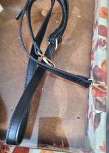 VanHeusen Hand Bag With Handle &amp;sling