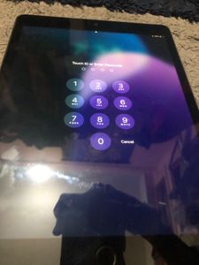 Apple iPad 8th Generation Wi-Fi Only 32gb