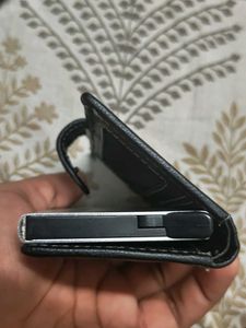 Hide &amp; Skin Black Leather Wallet