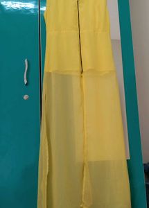 Chic Yellow Sleeveless Dress