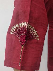 Sruti Women Kurti
