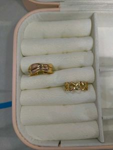 Elegant Gold Ring Set
