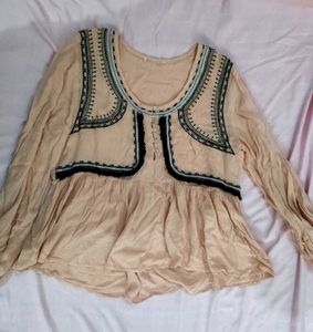 Super cute crop top 💝