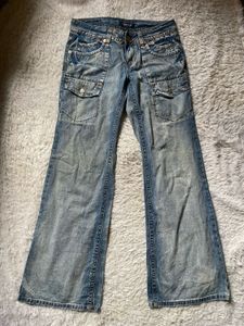 Y2K vintage flared jeans