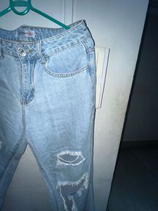 Women Wide Leg Light Blue Ripped Jeans!!!👖