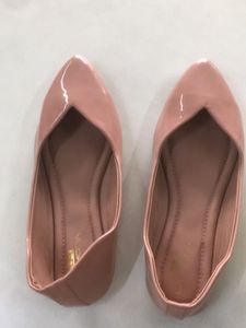 Nude Pointed-Toe Flats