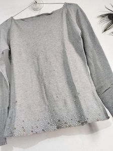 Gray Embellished Long Sleeve Top🧡