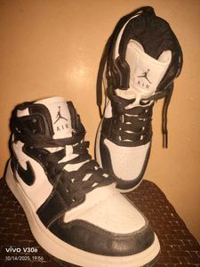 Air Jordan 1 High