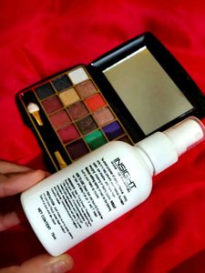 Glitter Eyeshadow Pallette with Makeup Fixer Spray