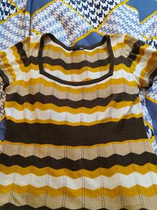 H&amp;M Striped Knit Top