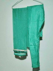 Elegant Green Gown Suit💗