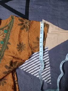 Embroidered Kurta Set