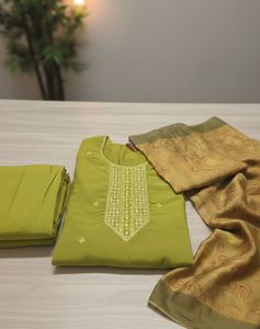 Elegant Green Kurta Set