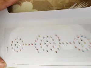 Aishwarya Bindi - Forehead Stickers