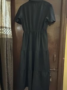 Elegant Black Midi Shirt Dress