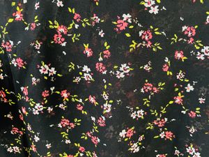 Daisy print Crop Top With satin Lace