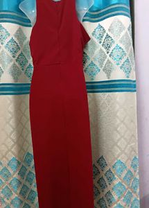 NEW Mehroon Red Bodycon Dress.SIZE 40 L
