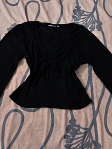 Black Long Sleeve Winter Top.NOT WORN EVEN ONCE