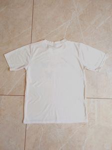Price Dropped!!Tshirt For You🤍