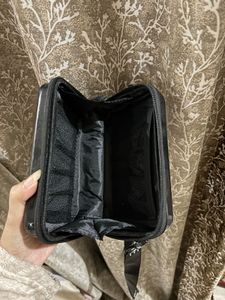 A cool box side bag