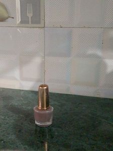 Lesino Nail Polish