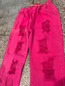 New Trendy Outfit Jeans And Tee Set