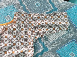 Beautiful Yellow And White Short Kurti