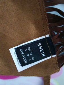 (1090)Fringe Brown Festival Top