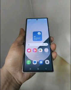 Galaxy Z Fold 6 – Titanium Luxury Edition