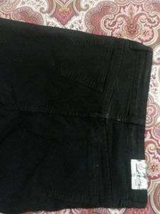 Black Skinny Jeans