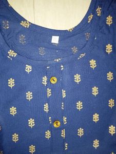 Unused Straight Cut Rayon Kurti