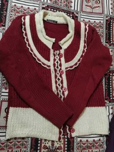 "Trigolo V Woolen Sweater for Women - Red & White,
