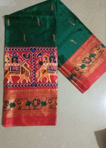 Dola Silk With Foil Print All Over Saree ✨