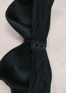 Black Strapless Bra