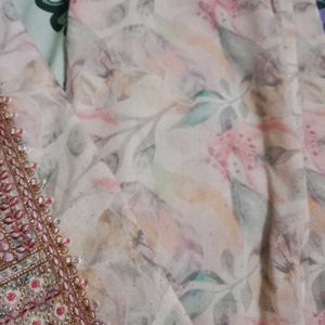 Floral Embroidered Kurta Set